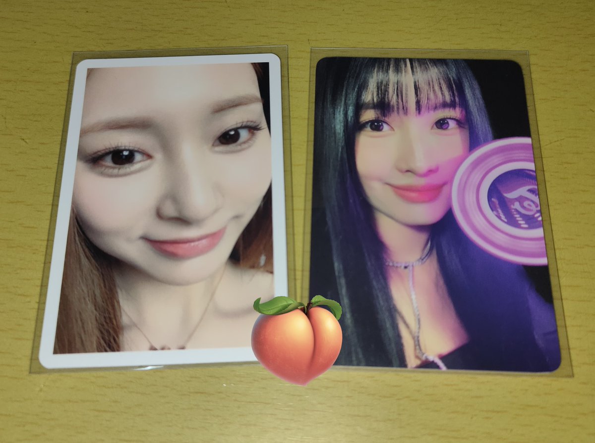 *⁠･ jieocart GIVEAWAY!
(for ph onces only)

↝ Tzuyu bread hare hare ojp regular ed and Momo ls withmuu pob giveaway! 

- must follow, like, and rt this twt
- rt all of the bentables under this twt
- must shoulder your pf and lsf
- ends once half of bentables are sold!