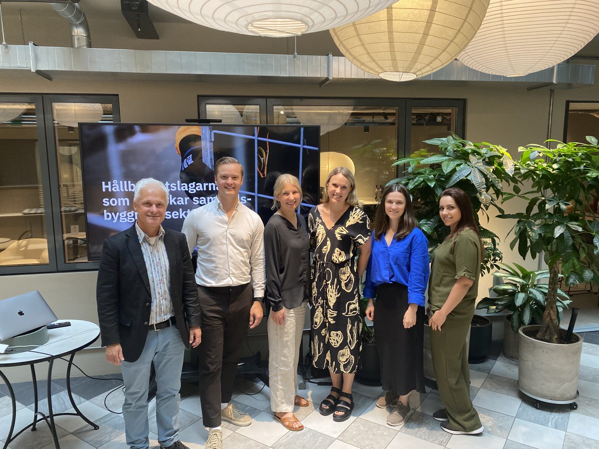 En fin dag i Göteborg där vi informerade om #EU-taxonomin och hur man kan bygga #klimatsmart och #hållbart med den digitala hållbarhetsplattformen Prodikt. Detta tillsammans med Hallå Hållbarhetsbyrå. <a href="/ProdiktOfficial/">Prodikt</a>