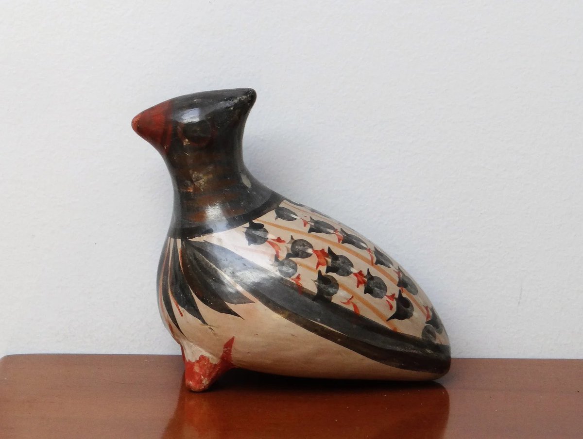 Vintage Mexican ceramic bird #handmade #pottery #Tonala Mexican folk art #birds @SympathyRTs @BlazedRTs @Retweelgend  @sme_rt @OnlyGreatsPics  #vintageculture  #vintage4sale #vintage #womaninbizhour elementsdeco.etsy.com etsy.me/3XdYHQh via @Etsy