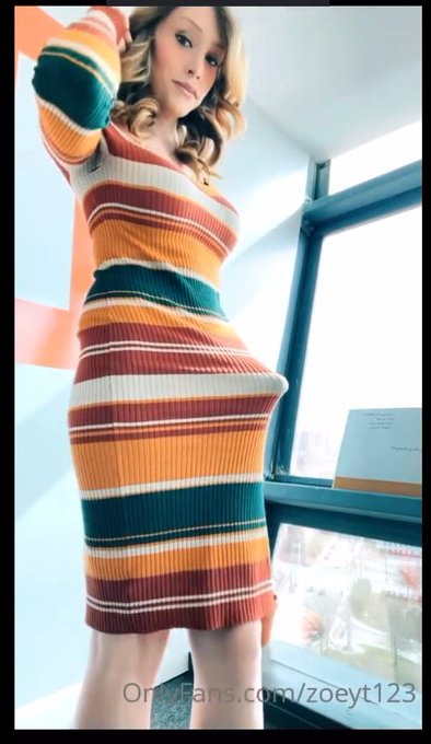 2 pic. Maggie trying to be like @ZoeyTay61711588 https://t.co/EISBgbiELU