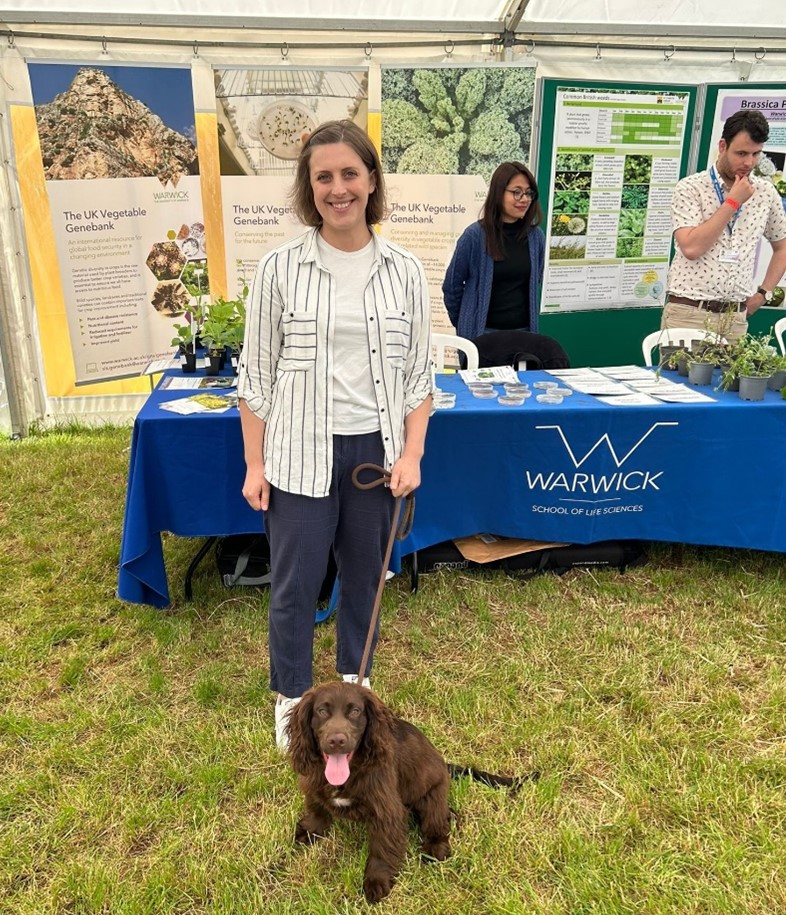 Bacterial Plant Diseases Programme 2020-24 (@bactplantdis) on Twitter photo NEW BLOG POST: Our Xanthomonas Threats team
<a href="/DrShannonGreer/">Shannon Greer</a> <a href="/JoanaGVicente/">Joana M.G.N. Vicente</a> report from the Kenilworth Show where it's all about brassicas, bacteria and Bilbo! 🥬🦠🐕🐾 Read it here bacterialplantdiseases.uk/plant-pawtholo… NEW BLOG POST: Our Xanthomonas Threats team
<a href="/DrShannonGreer/">Shannon Greer</a> <a href="/JoanaGVicente/">Joana M.G.N. Vicente</a> report from the Kenilworth Show where it's all about brassicas, bacteria and Bilbo! 🥬🦠🐕🐾 Read it here bacterialplantdiseases.uk/plant-pawtholo…