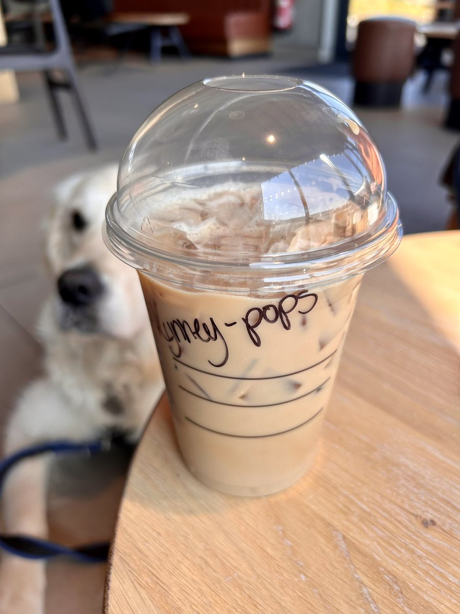 lyn_golden's tweet photo. That moment when the staff at #starbucks donโt know your veteranโs name but know my #nickname
#starbuckscups #starbuckscoffee #icedcoffee #icedcoffeeaddict #icedcoffeelover https://t.co/fx0gMCgSdF