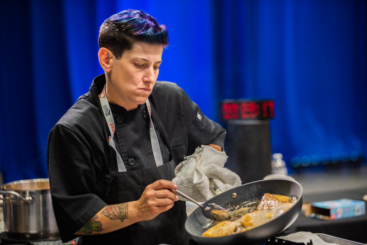 ONE WEEK AWAY!!!!🎉✨

In conjunction with the Louisiana Seafood Cook-Off on June 27, #VisitLakeCharles presents the Chuck Tastes Restaurant Night at the Golden Nugget! 😋

🔗Get your tickets: bit.ly/VisitLakeCharl…
#LouisianasPlayground #LASCO23