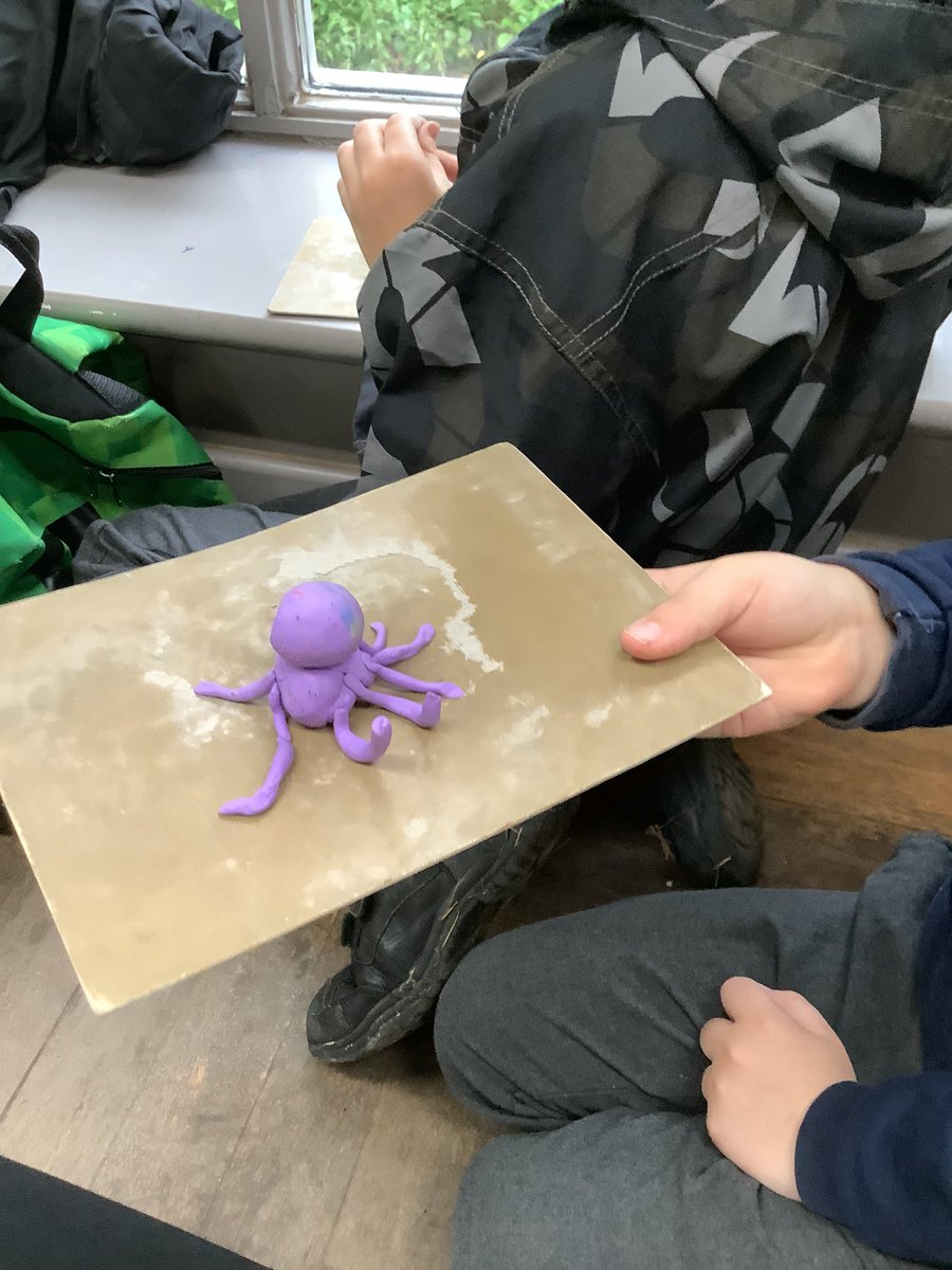 Class York tweet media