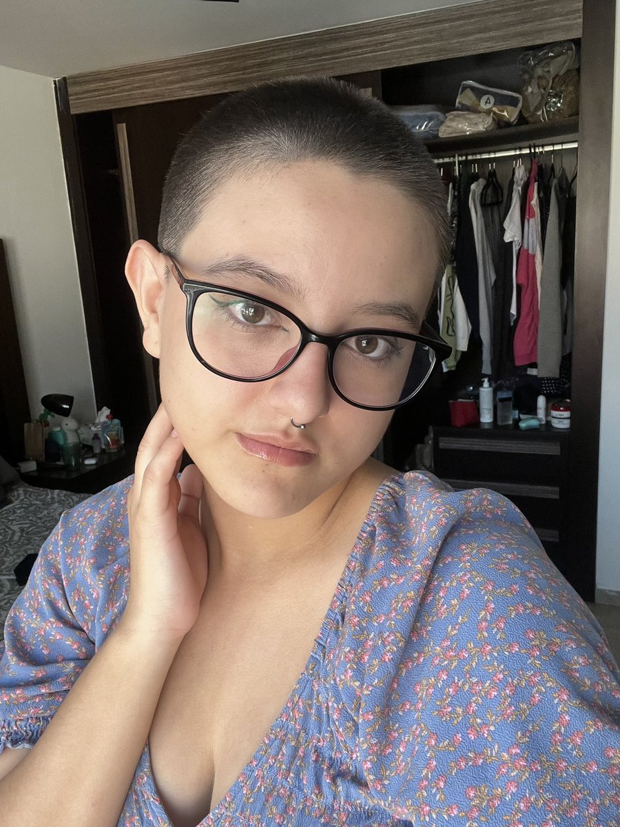 HappyNugg3t's tweet photo. bald buff https://t.co/GM9H2EuPR0
