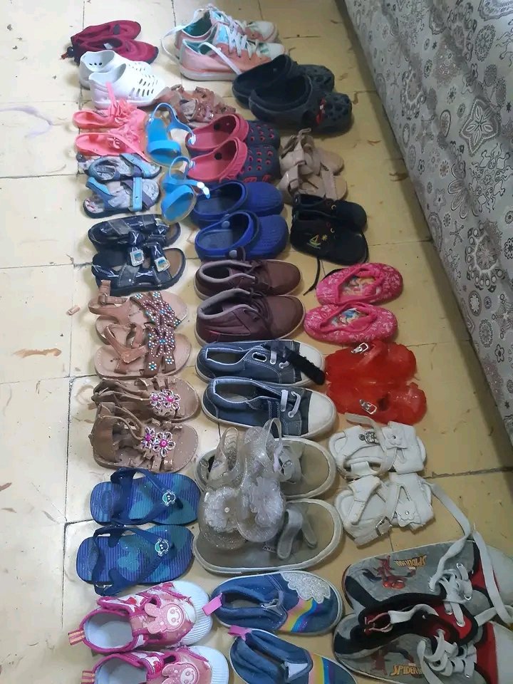 Solidaridad sin límites. Continúan llegando a las sedes de los #CDRCuba donaciones para las provincias afectadas por las fuertes lluvias. #FuerzaCuba #Cuba #CDRCuba #SomosDelBarrio