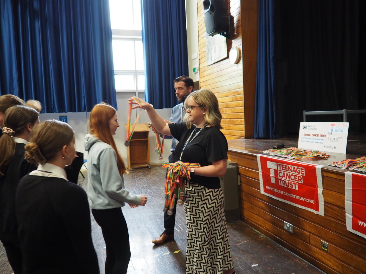 Stephen Jones tweet media