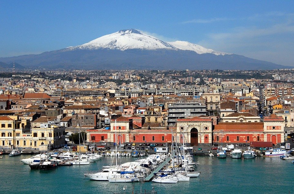 TavolaTours's tweet photo. Four Fantastic Reasons to Visit #Catania #Sicily #Italy #tourism https://t.co/4YuRmhbxBo https://t.co/VBbVdXHtTw