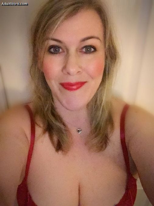 GoddessSkye's tweet photo. I am now available for #DirectChat &amp; Phone Chat Bookings via #AdultWork.com.  Come give me a call! https://t.co/S6JnZ8BUSk https://t.co/yIkaqreMH3