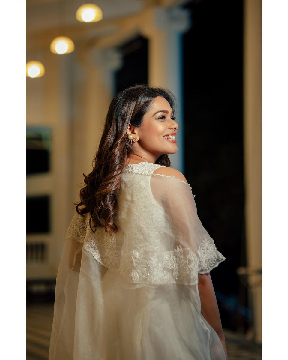 PrincessKikian's tweet photo. Goddess @KikiVijay Madam Pls Like My https://t.co/S2psUC21AH Looks Stunning And Beautiful. https://t.co/sCDacCIvpS