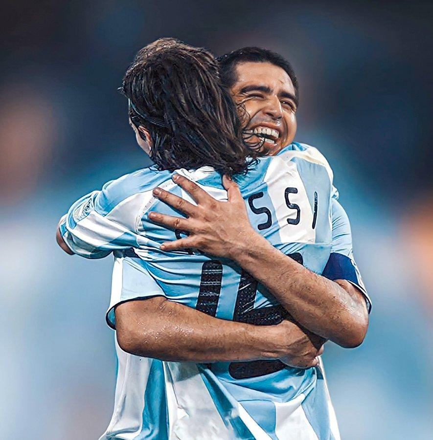 Hoy cumple años el fútbol.
