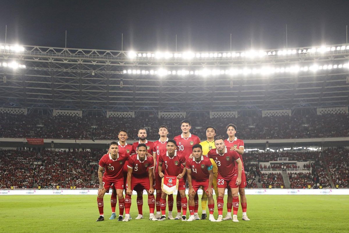 Ada 8 pemain Timnas Indonesia dibawah 22 tahun yang bermain vs Argentina kemarin🇮🇩:

• Marselino Ferdinan (*18 tahun)
• Ivar Jenner (*19 tahun)
• Rafael Struick (*20 tahun)
• Elkan Baggott (*20 tahun)
• Rizky Ridho (*21 tahun)
• Witan Sulaeman (21 tahun)
• Pratama Arhan…