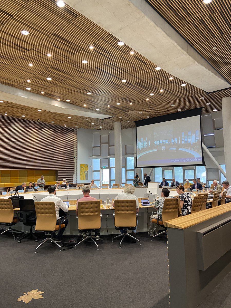 Raadsvergadering is net gestart. Op de agenda oa de jaarstukken en perspectiefnota. Volgen kan via Hardenberg.raadsinformatie.nl Pauze tussen 18 en 19u. 
#raadhbg #hardenberg