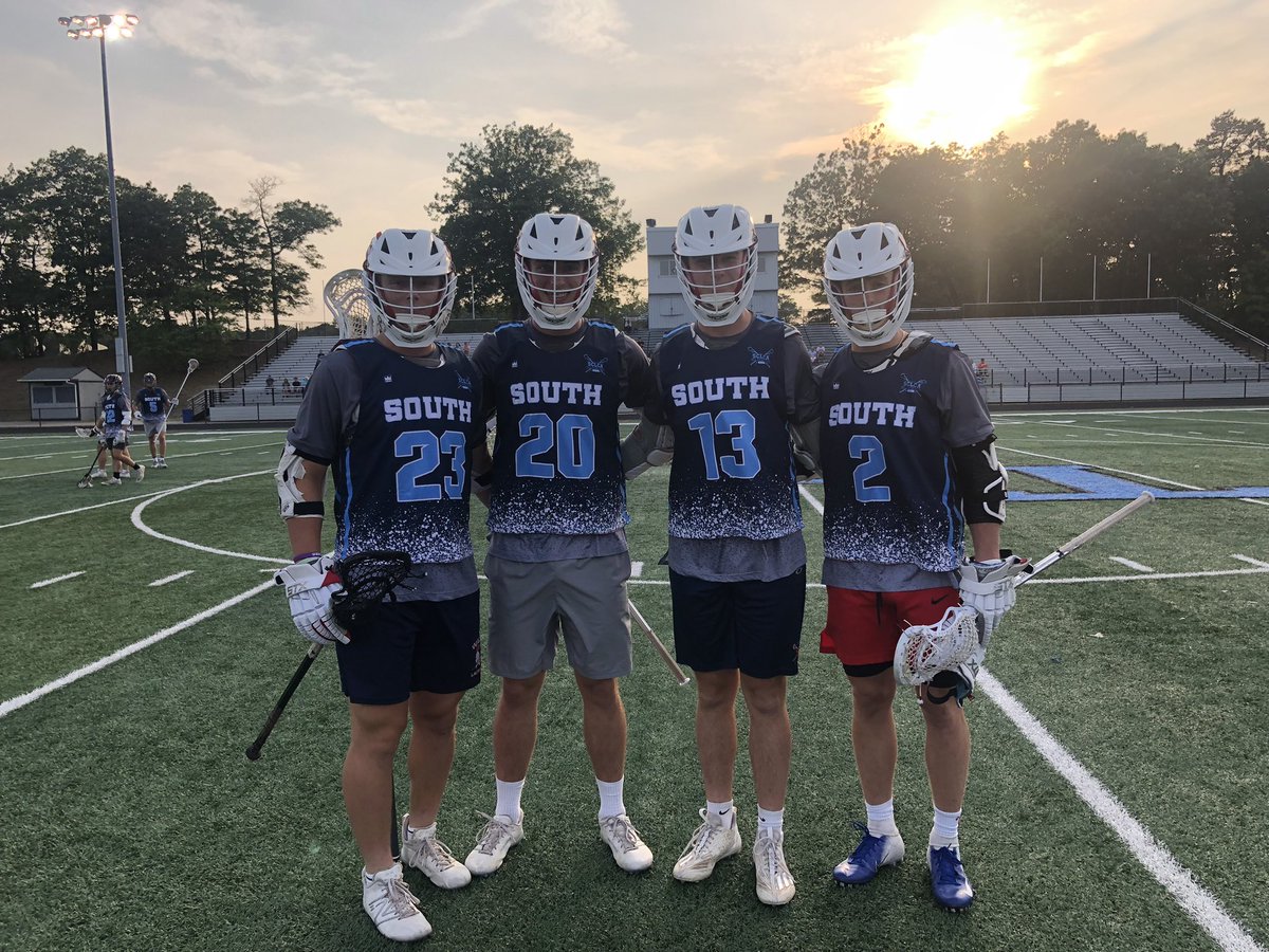 Belko, Carr, Moore and McCurry getting ready for one last run at the senior all star game last night. Gigs couldn’t make it but 5 guys from Wall to make the team is impressive and a reflection of the hard work they put in this year. Congrats on a great high school career boys 🥍