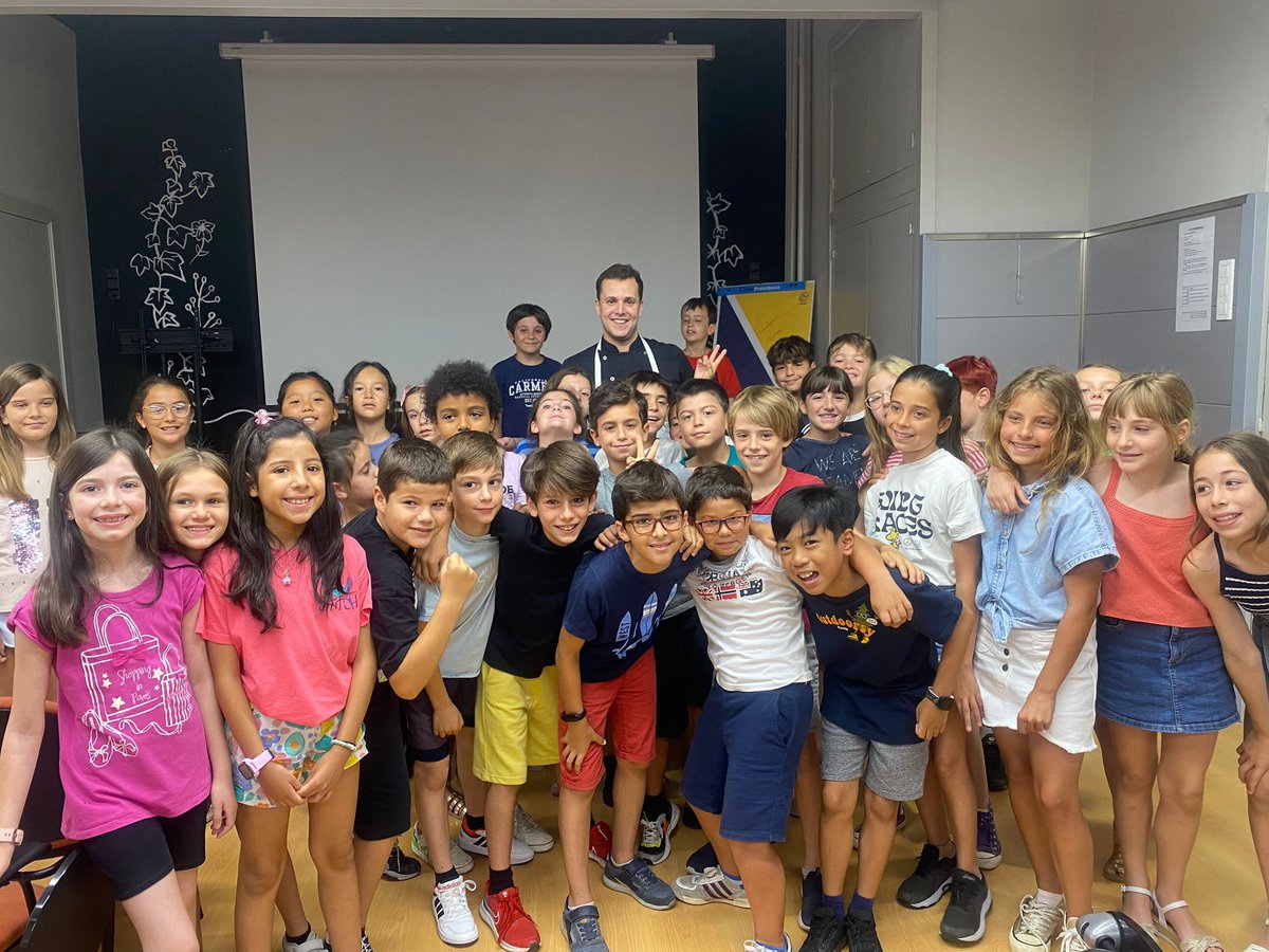 Escolàpies Llúria tweet media