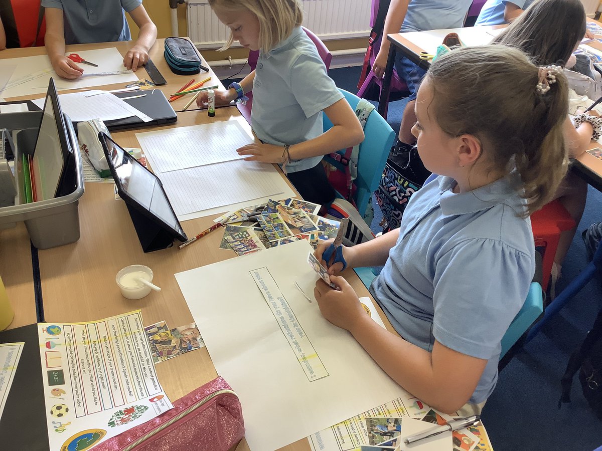 llanrhidianp's tweet photo. Something exciting coming from #PodPryCop soon! Watch this space #LlanExp #LlanLit #LlanHealth https://t.co/SjQnaq5shY