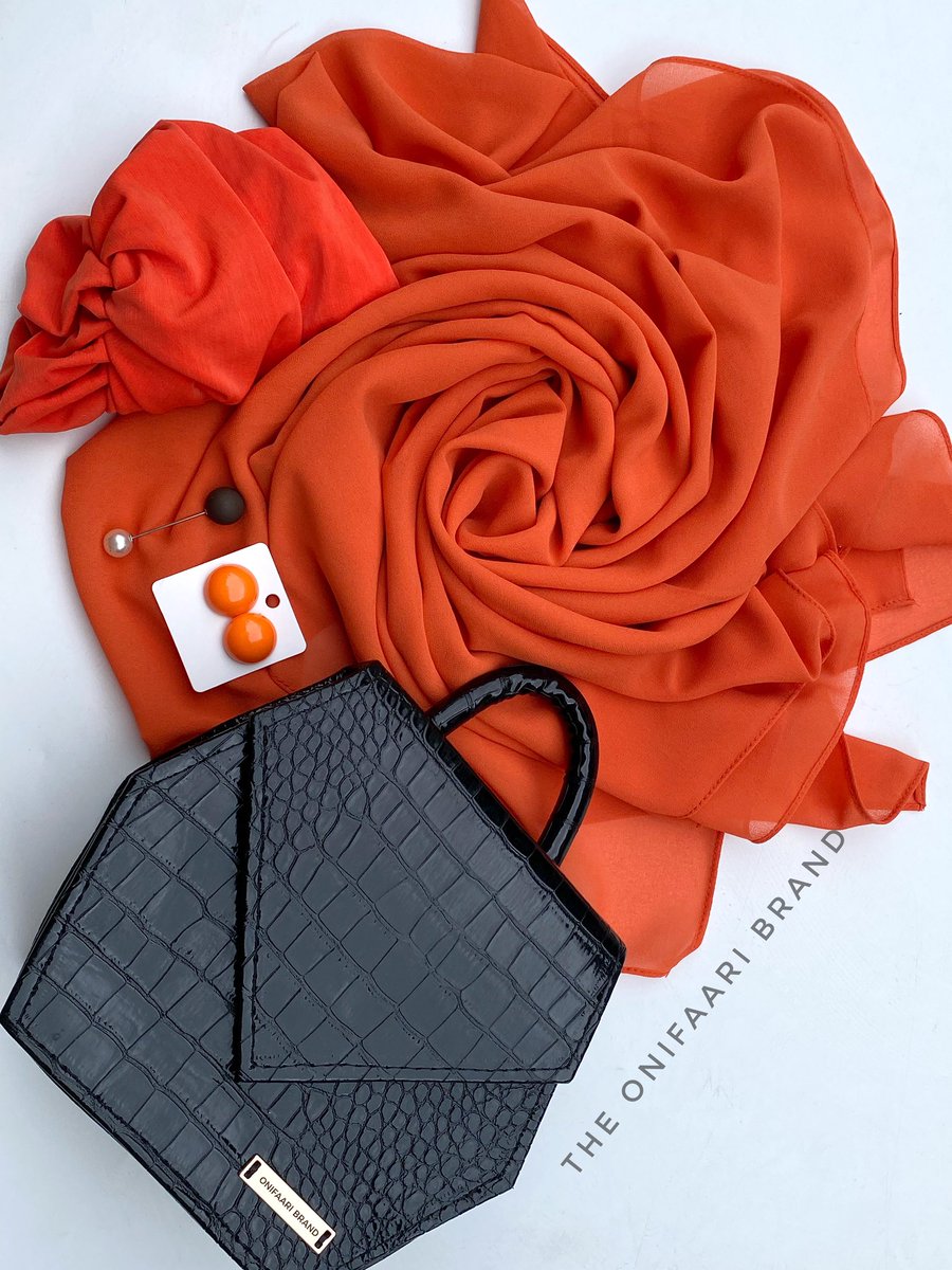AjokeOnifaari's tweet photo. Frame 1 or 2???

Eid holds immense importance in Islam, It’s time to perfect your Eid Slay with our Ajike Set. 

Price:10,500 only 
Location:Ilorin
Nationwide Delivery 

To order, Click https://t.co/XxiFJmOQlE

Pls Rt https://t.co/ZJcQaxy9FT