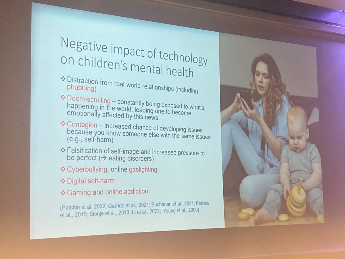 Delighted to see my friend <a href="/HiranThabrew/">Dr Hiran Thabrew</a>, over from NZ &amp; addressing <a href="/acamh/">Association for Child & Adolescent Mental Health</a> on the ‘digital natives’, and on the complex and complicated relationship between technology and young people’s mental health.
