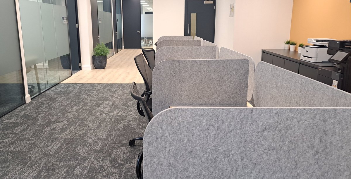 TheGlasshouses tweet media