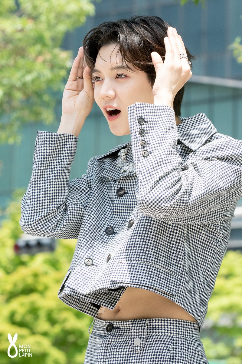 Monpetit_Ren's tweet photo. 230617 음악중심 미니팬미팅 HQ

냥이가 강아지인척 

#렌 #REN #최민기 #CHOIMINGI 
#렌_Ready_to_Move_6PM #Rendezvous #Ready_to_Move https://t.co/T6YWBp4C1L