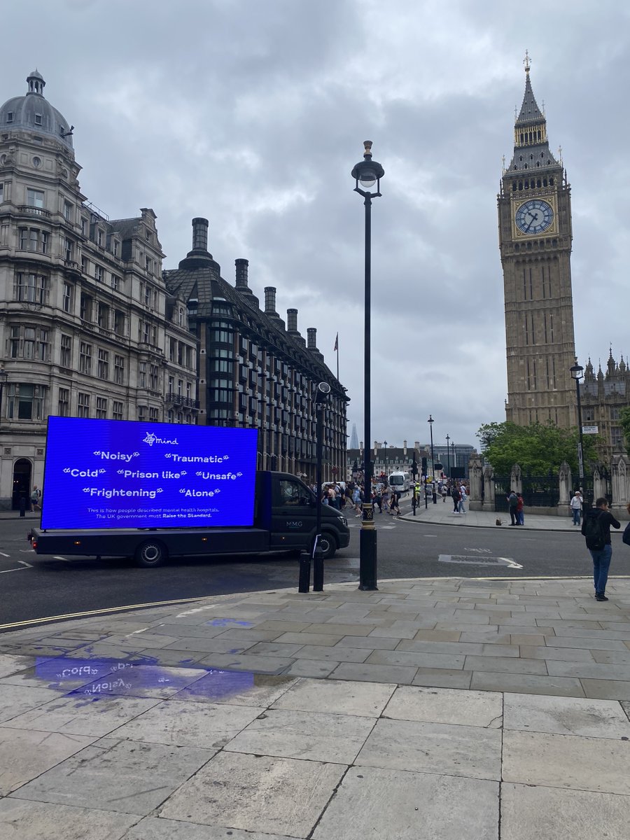 MindCharity's tweet photo. Mental health hospitals don't have to be like this.

We need to act. Now.

Write to your MP, and invite them to our #RaiseTheStandard event 👉🏾 https://t.co/i3ap8CP2i9 https://t.co/pPfyYhNrUv