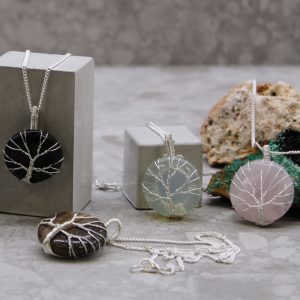 Tree of Life Gemstone Necklace – Black Onyx bathbodyshop.co.uk/product/tree-o…
#gemstones #onyx #jewellery
#jewellerylovers #JewelryGems #jewelryaddict
