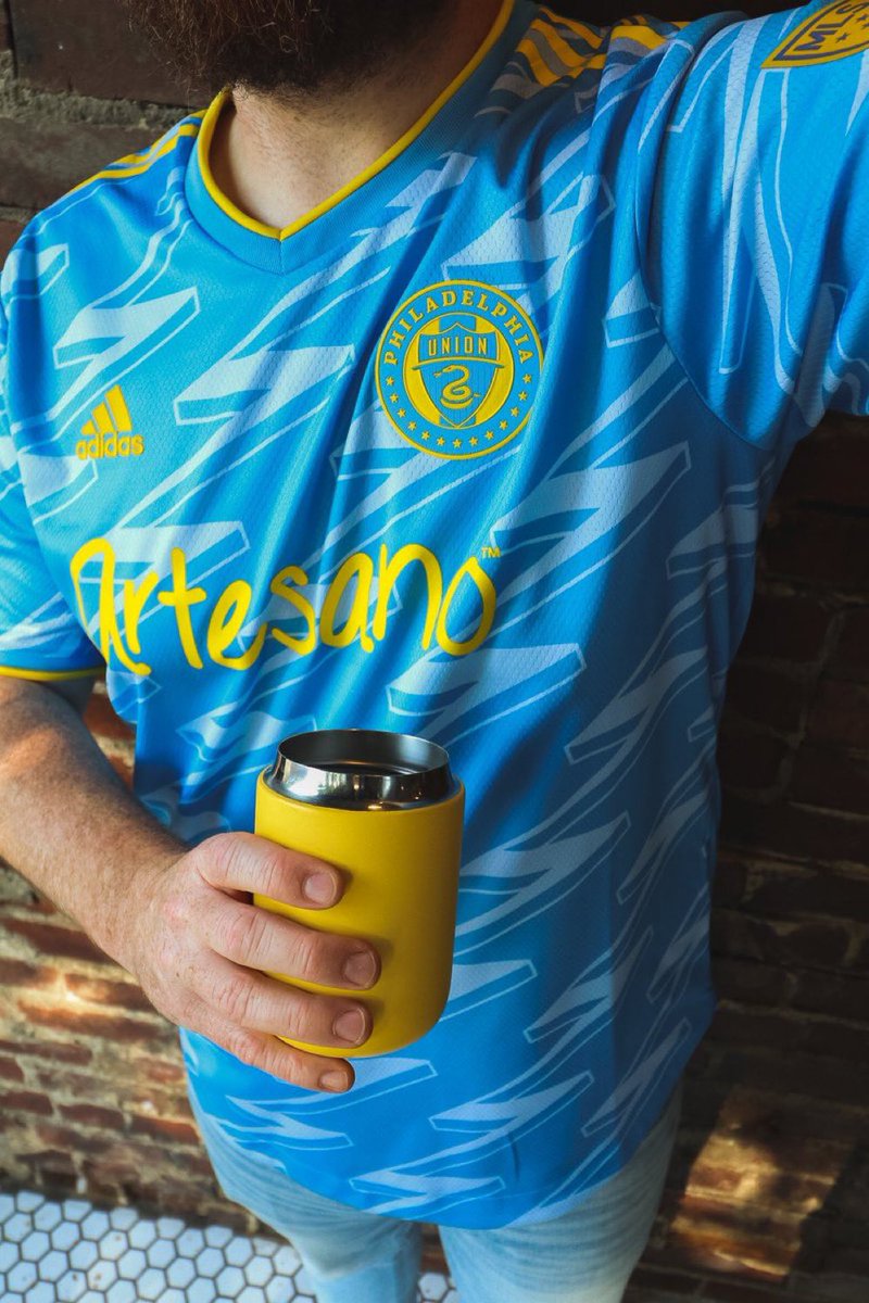 stevenleefc's tweet image. Last few days working as a barista and coffee roaster.  Lets take a look at some past Kits and Coffee photos.  #kitsandcoffee #kitcommunity