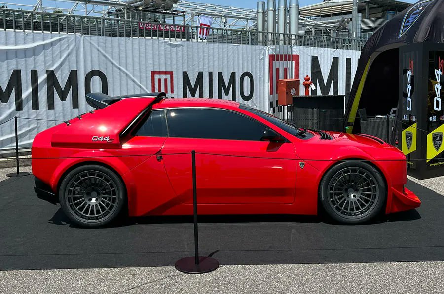 autocar's tweet photo. This is the Grassi 044S: it's powered by a 3.0-litre twin-turbocharged four-cylinder engine with 640bhp on tap, and pays homage to the Lancia Delta S4 🔥 https://t.co/KR8JgzduCQ https://t.co/PXTTfB0vUo
