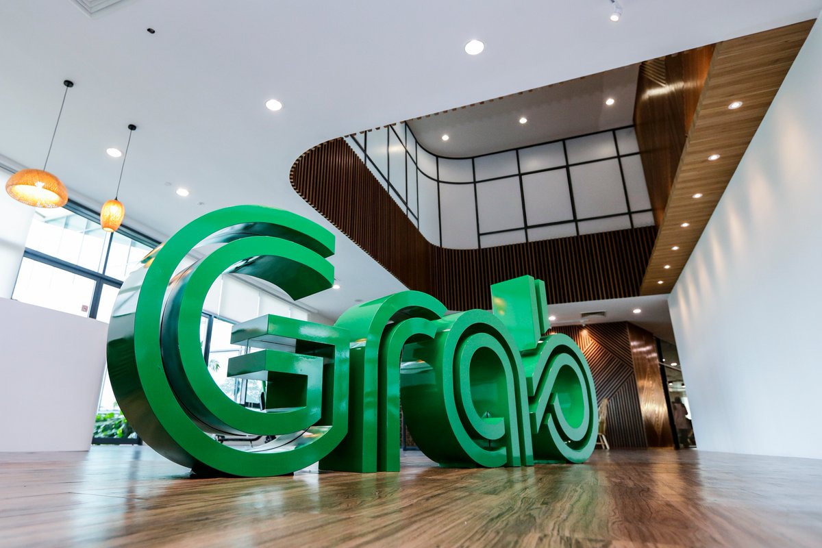 Grab Holdings is preparing its biggest round of layoffs since the Covid-19 pandemic, Bloomberg reports.

Sources say the round will likely surpass the 5% reduction in Grab’s workforce in 2020.

They say the reductions are set to be announced as soon as this week.