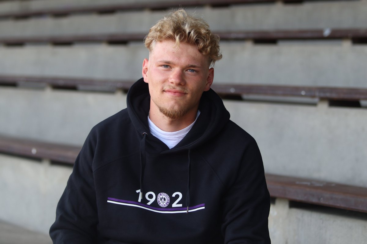 Tim Hamann wechselt von der zweiten Mannschaft des 1. FC Magdeburg zu Tennis Borussia Berlin. Herzlich willkommen am Eichkamp, Tim! 💜 Mehr dazu: tebe.de/beitraege/tim-… #TeBe