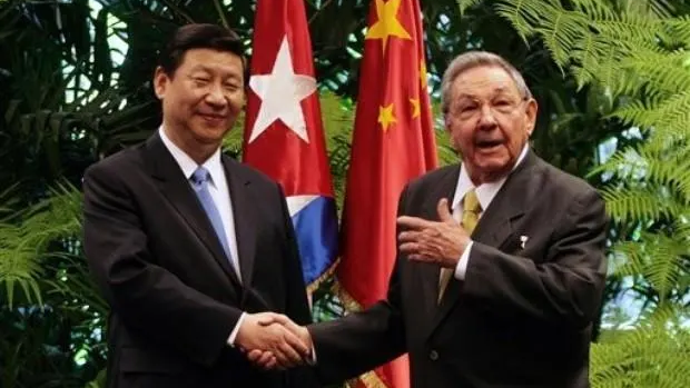 albertodelacruz's tweet photo. If you thought the Chinese spy base in communist Cuba was disturbing, wait’ll you hear about Chinese troops being stationed just 90 miles from U.S. shores.

China in talks with the Cuban regime to open a joint military training base on the island - https://t.co/9tX6iyR8fh https://t.co/xQXmXr2BBT