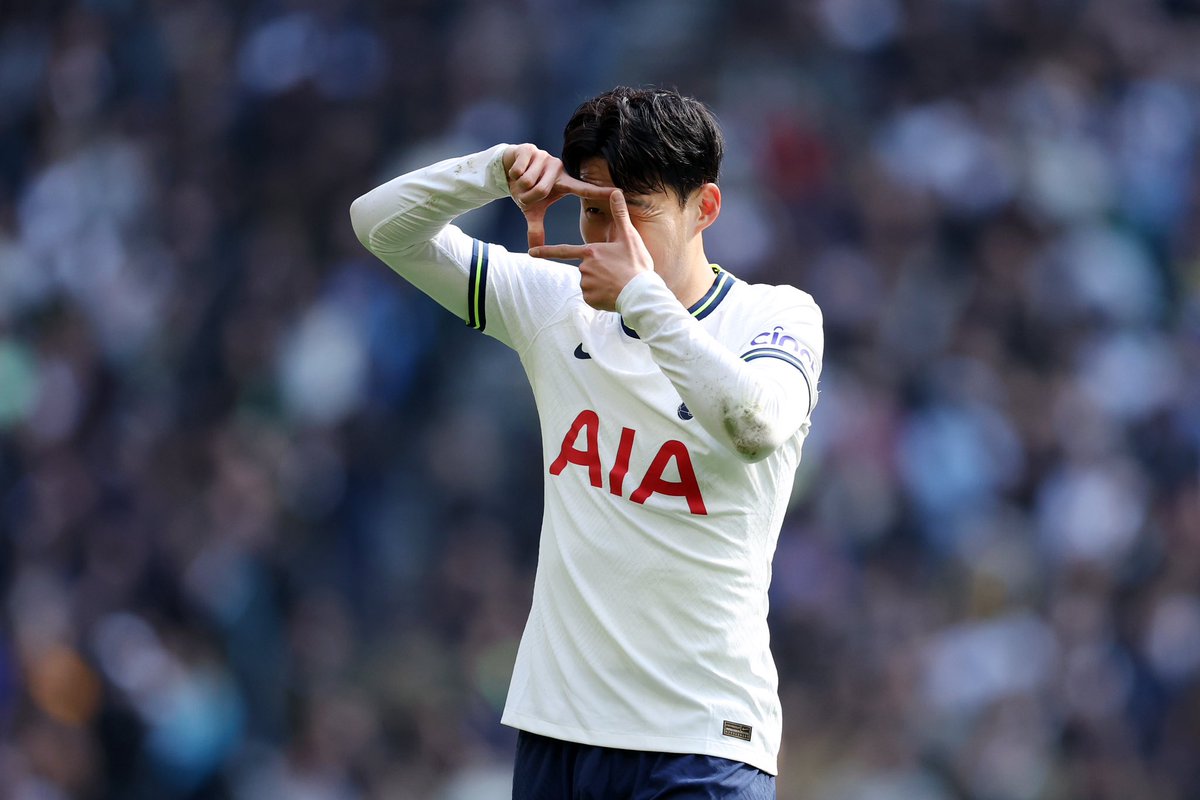 Son confirms he stays at Spurs and has no plans to join Saudi 🚨⚪️🇰🇷 #THFC

“I have many things to do in PL. Money doesn't matter to me now, and the pride of playing football, to play in my favorite league is important. I want to play more for Tottenham”.