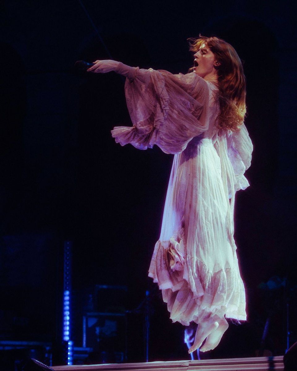 florencemachine tweet picture