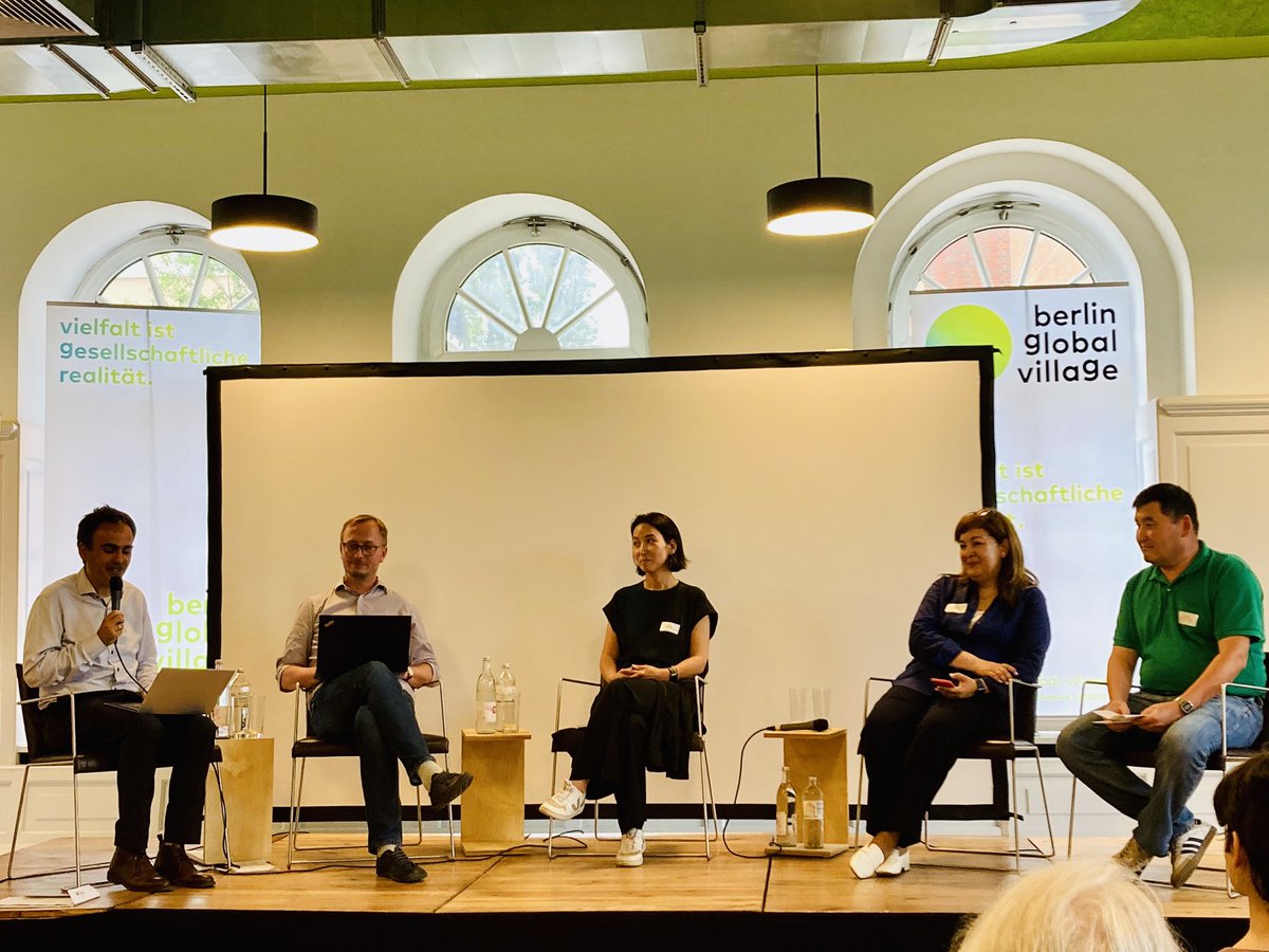 Excellent multi-stakeholder line up for the second panel - when #academia, #privatesector & #civilsociety get together, we are unstoppable 🤩

Organisers: @SPCE_Hub 
@ISoG_BW @DGO_Berlin @ZOiS_Berlin 

@ainurasagyn

#energytransition