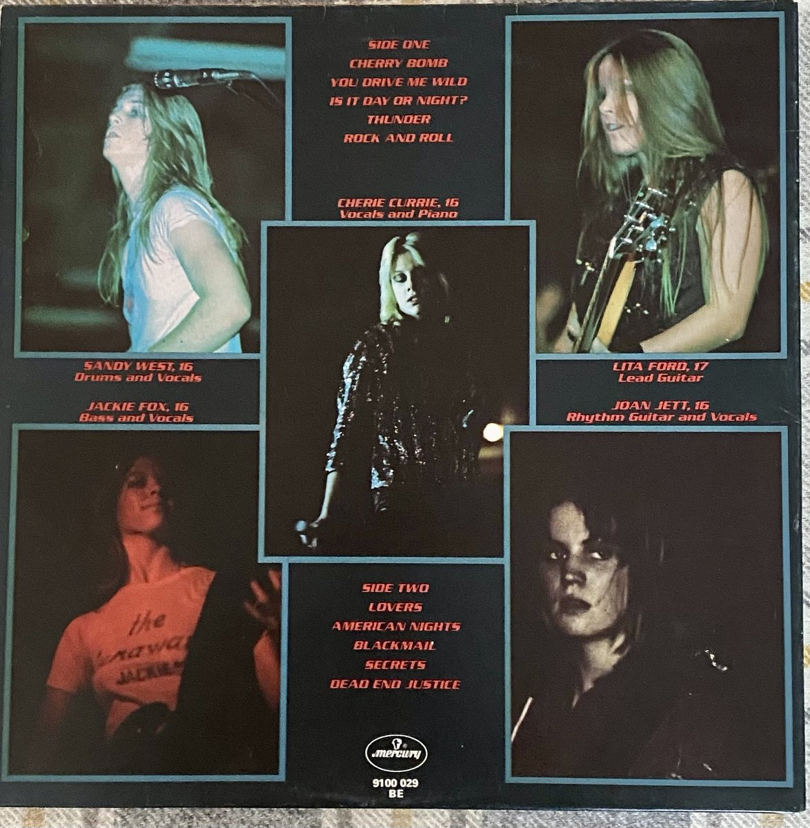 #Spinning   

The Runaways classic 1976 debut album 💥💥💥💥

#TheRunaways #JoanJett #CherieCurrie #LitaFord #SandyWest 

@NewWaveAndPunk @phatalstu @Schnitzel63 @FatOldAnarchist