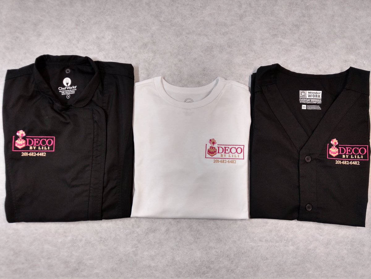 @Chef_Works and @winkscrubs uniforms with Custom Embroidery for @decobylilinj
.
.
.
#embroidery #customembroidery #silkscreen #apparel #caps #bags #branded #brandedproducts #branding #promoteyourbusiness #promoteyourbrand #decobylilinj #chefworks #winkscrubs #wonderwink