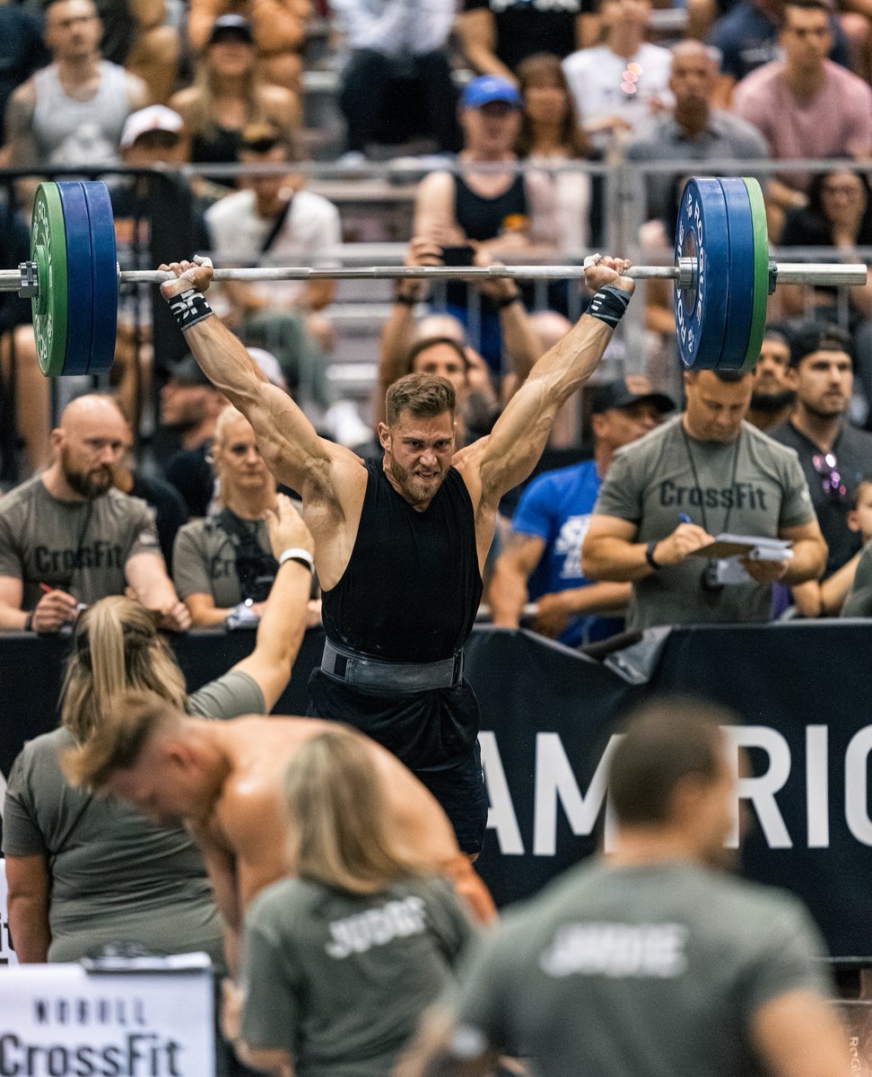 PaleoPowerMeals's tweet photo. We are still reeling from the Semifinals and the performance by Luke Parker! We have been following his competitive career for two seasons, and we could not be more stoked he made it to the @crossfitgames. ⁠
⁠
See you in Madison Luke! 💪😎👍⁠
⁠ https://t.co/ANCeE96f6E