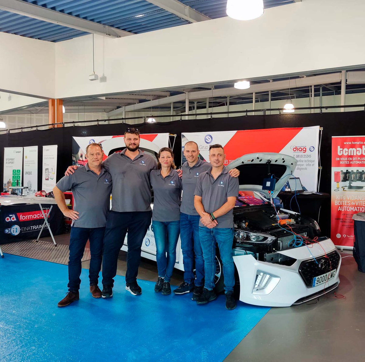 GrupEinaDigital's tweet image. Aujourd'hui, Grup Eina participe au Salon de Loire Dia (France) pour présenter nos services en collaboration avec Autodistribution.

grupeina.com/.../salon-auto…

#autodistribution #grupeina #servicestechniques #formation #assistancediag #campusad #einavts #aftermarket @AD_Europe