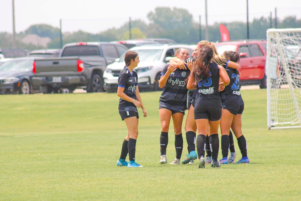 I played my last club soccer game last Saturday. We came up short in the semifinals of the <a href="/ECNLgirls/">ECNL Girls</a> Regional League Playoffs. I’m so grateful for this team and all of our memories. RL = 🧠 FOREVER!! 💙🤍 <a href="/Albion_05ECNLRL/">Albion 05 ECNL-RL</a>