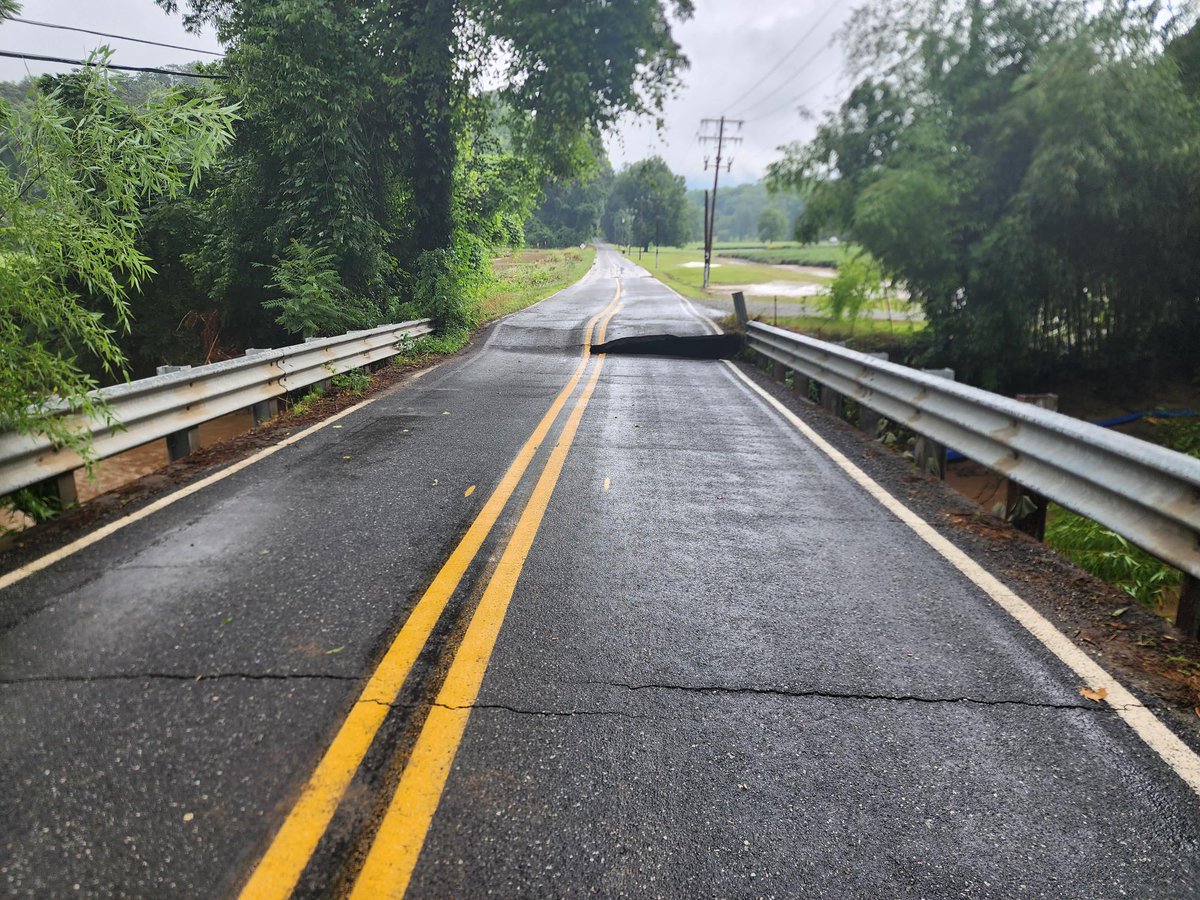 NCDOT Western Mts on Twitter "🚫 Howard Gap Road bridge over North Pacolet River is closed 🚫 👷🏽