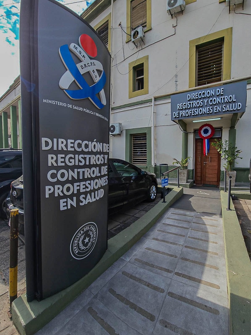 💳 | Control de profesiones habilita servicio de pos para pago de gestiones

A partir del próximo lunes 26 de junio, los usuarios podrán realizar los pagos con tarjetas de crédito y débito de la red infonet.

➕ℹ️ bit.ly/43G52q5
