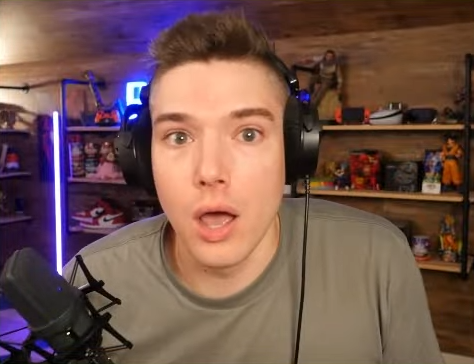 DiddySauce's tweet photo. my reaction to legends rn https://t.co/1fobhzAWYI