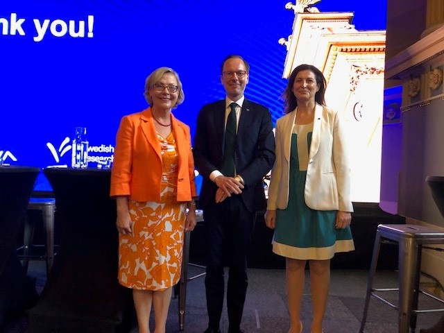 ratsosi's tweet photo. 🇪🇺ensures that #RI and #OpenScience provide tools and support to engage in open &amp; collaborative research.
Thanks to @sweden2023.eu and Minister Persson for organising #RI Conference and preparing #Lund Declaration on Maximising the Benefits of Research Data!
#infraopendata https://t.co/Y4HEWscTKB