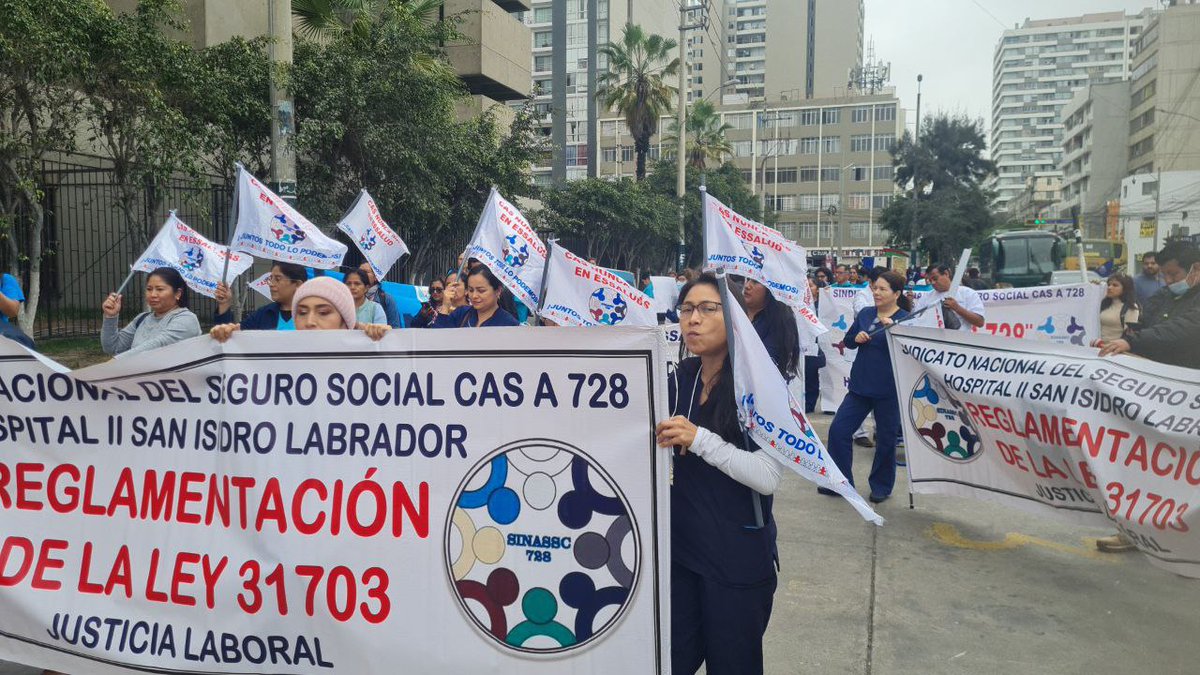 florblasmercado's tweet photo. Los Cas Indeterminados de Essalud solicitamos la Reglamentacion de la Ley 31703. Un Trabajo digo para todo los profesionales @EsSaludPeru @MTPE_Peru @FernandoVarelaB @chabelitacongre @sigridbazan @alex_paredes_g @JulonEdhit @ElizabetMedH @sinassc728 #CasA728EnEssalud https://t.co/FikZKBUamW