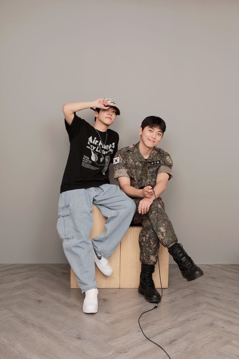 ONF_offcl's tweet photo. Loading ONF...... (2/6)
■■□□□□

#온앤오프 #ONF
#엠케이 #MK #유 #U https://t.co/IaYBTA0jrf