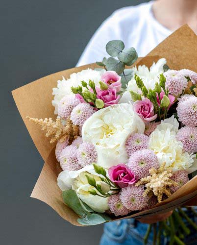If you're looking for something special to brighten someone's day, you can't go wrong with one of our flower bouquets. Visit our website for more information!

#FlowerBouquets bit.ly/3X6e64Y