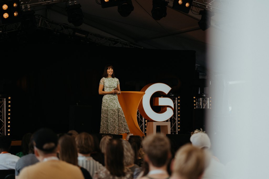 GoforeDE's tweet photo. Gemeinsam mit über 600 Goforeans fand am Wochenende das Gofore SummerGamp in Helsinki statt. Neu dieses Jahr: eine Kombination aus unserer jährlichen Sommerfeier und unserem internen Lernevent Gonference. Vielen Dank für den kreativen Input, neue Ideen und tolle Erinnerungen! 🧡 https://t.co/uIrnNdS1A5