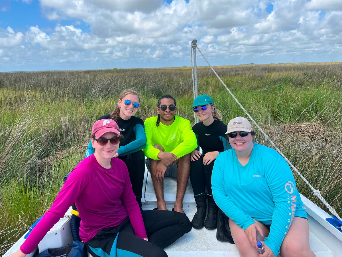 The Archer Lab is #hiring! archerbenthicecologylab.com/jobopenings/
Come #work with us on #oyster #reefs and #seagrass beds, and play in the mud! Reach out with any ?s