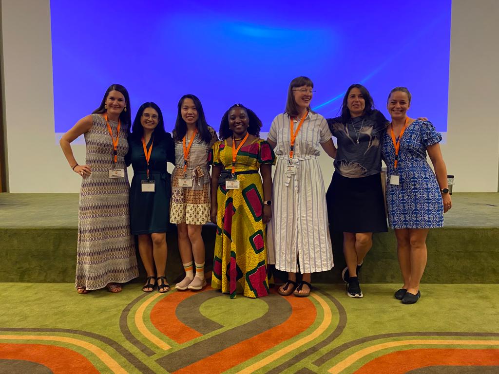 Thank you for this energizing session @pros_symposium and the wonderful moderation @MadeleineRauch! A great collection of female researchers working on #circulareconomy #entrepreneurialecosystem and #femtech 
@Samira_Nazar @idawebqueen @RobinTeigland Katharina Cepa & Quynh Le