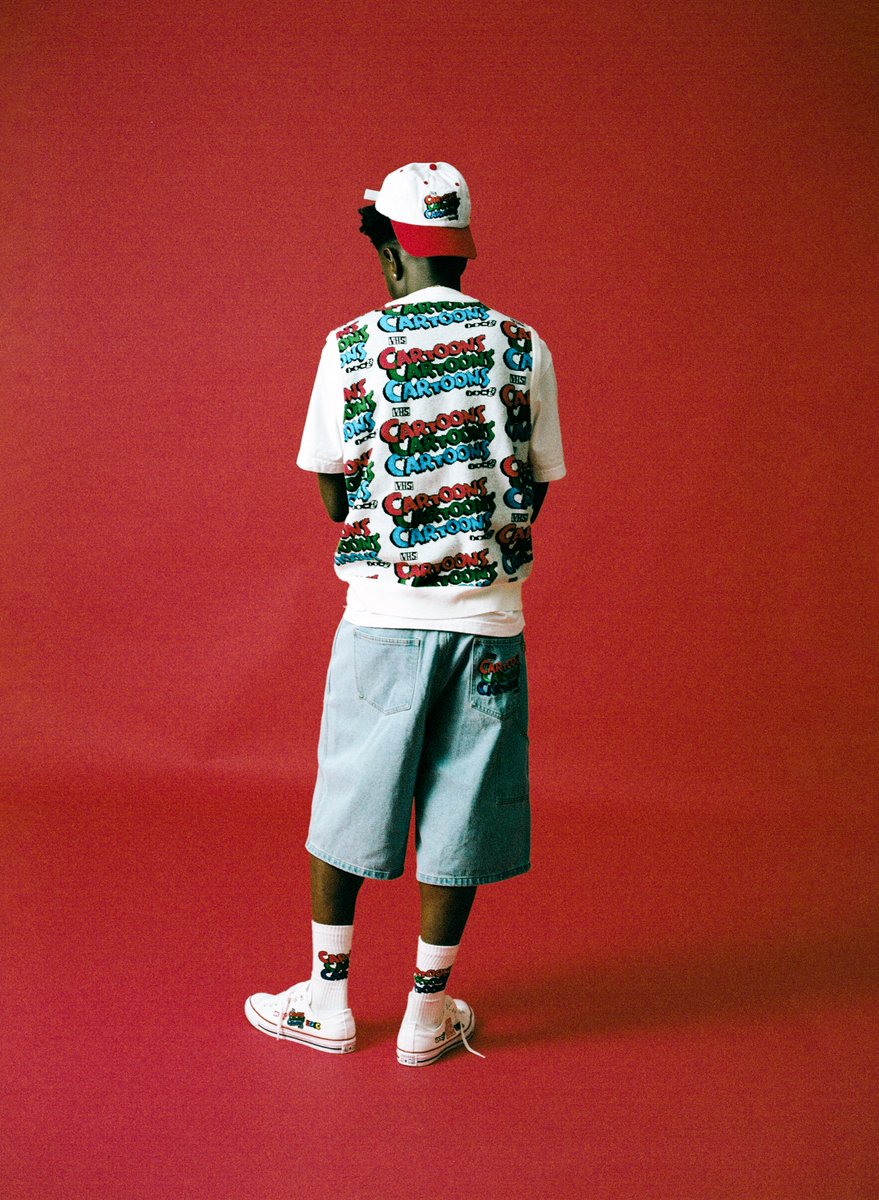 CARTOONS LOOKBOOK | View online
docg.studio/creative-direc…

Photography by Connor May